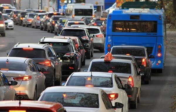 Новини Києва - У Києві відкриють реверсивний рух на мосту через Десенку
