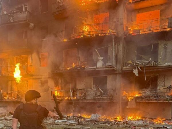 Новини України - У Костянтинівці масштабні пожежі після атаки Росії