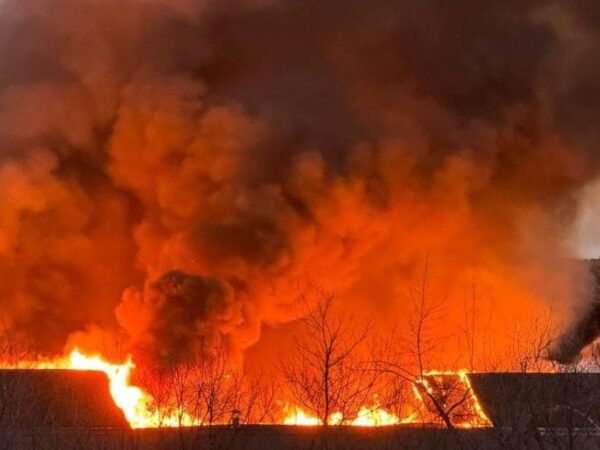 Новини світу - У Москві масштабна пожежа: горять склади і кафе