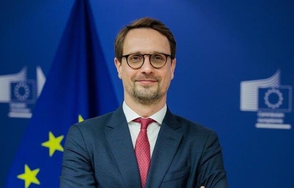 Новини світу - У ЄК відреагували на наміри Польщі зменшити допомогу біженцям з України