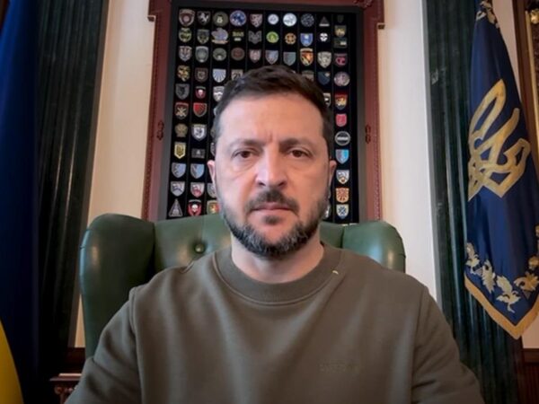 Новини України - Україна не буде дарувати свою землю - Зеленський