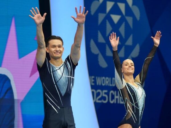 Новини спорту - Українська пара зі спортивної аеробіки здобула першу в історії медаль