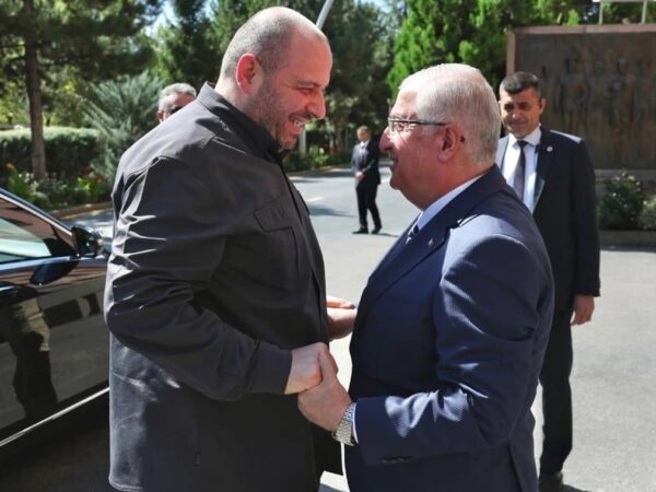 Новини України - Умєров проводить переговори у Туреччині