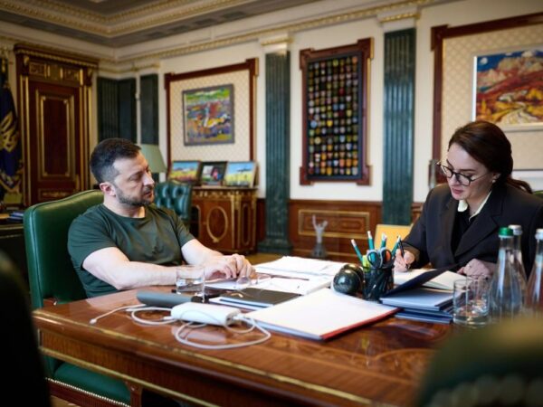 Новини України - Уряд оновить правила перетину кордону - Зеленський