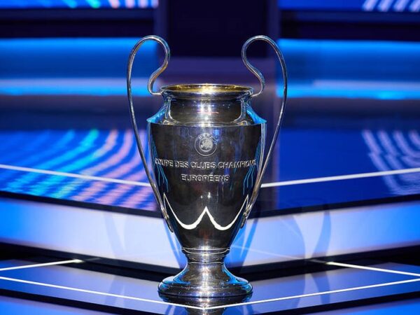 Новини спорту - УЄФА ухвалив рішення про перенесення фіналів Ліги чемпіонів