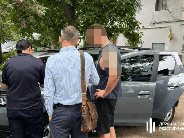 Новини України - В Одесі співробітник ТЦК "торгував" відстрочкою від мобілізації