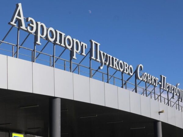 Новини світу - В Санкт-Петербурзі заявили про атаку дронів: зупинено роботу аеропорту