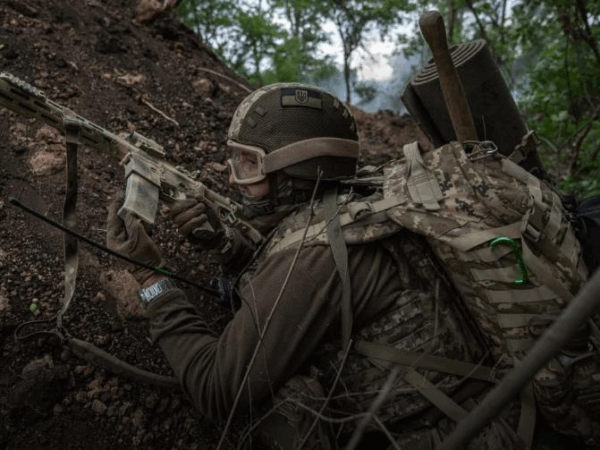Новини України - В ЗСУ заявили, що зупинили просування РФ на Покровському напрямку