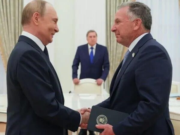 Новини світу - Віткофф і Путін проводять зустріч у Кремлі