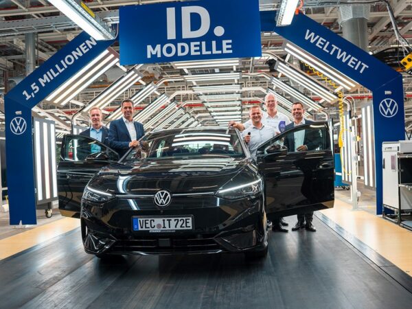 Авто новини - Volkswagen продав півтора мільйона електромобілів ID
