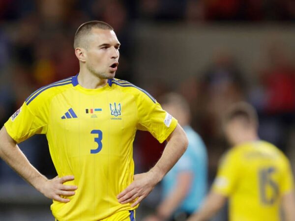 Новини спорту - Замість Тимчика до заявки Реброва потрапив Михайліченко