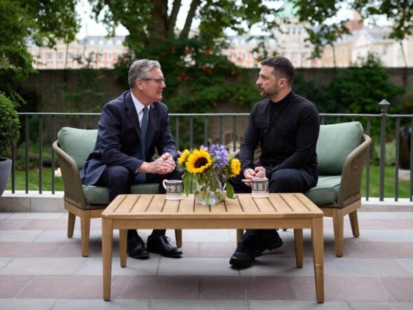 Новини України - Зеленський і Стармер обговорили гарантії безпеки