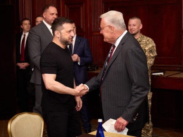 Новини України - Зеленський зустрівся з Келлогом у Вашингтоні