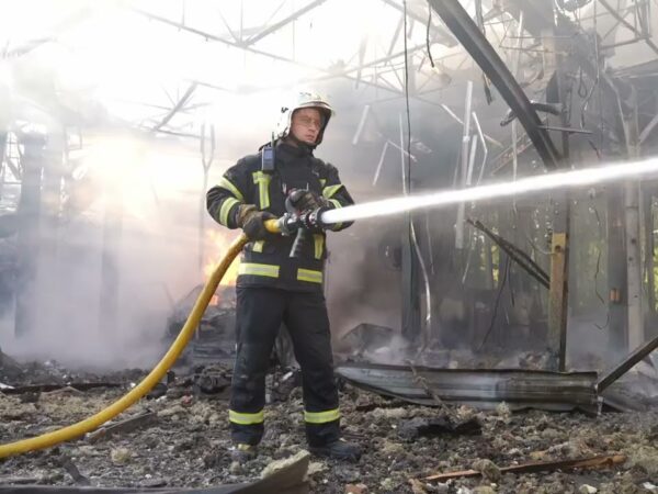 Внаслідок удару по об’єкту цивільної інфраструктури на Сумщині загинув чоловік