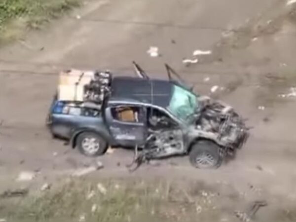 Новини України - Авто журналістів 5 каналу підірвалося на магнітній міні під Покровськом
