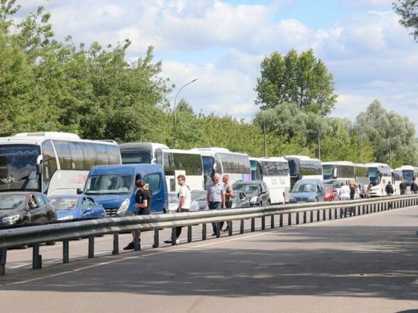 Новини світу - Білоруси масово побігли в Польшу на тлі закриття кордону