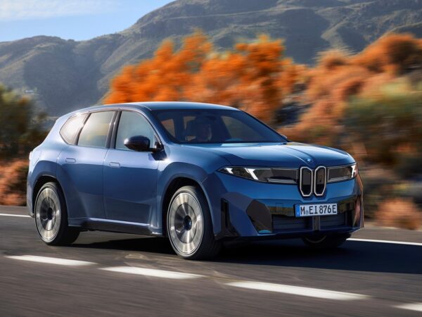Авто новини - BMW представила електричний iX3