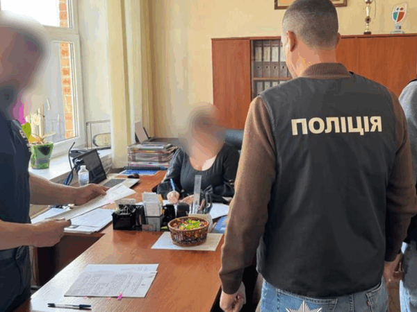 Новини України - Директори навчальних закладів Київщини розтратили понад 10 млн