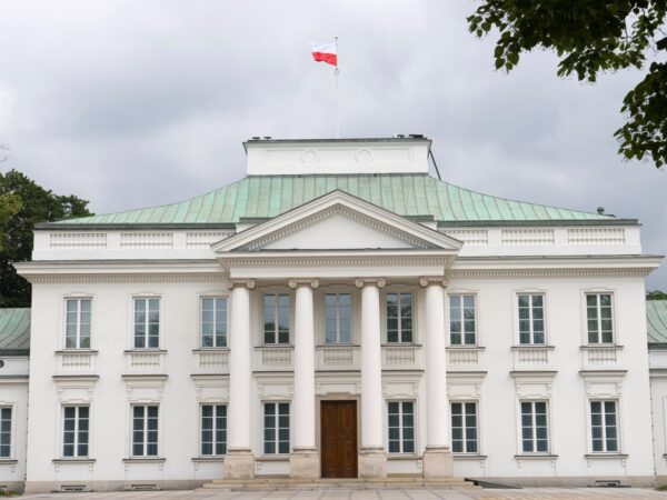 Новини світу - Дрон над будівлями уряду Польщі: знайдено причетних - українця і білоруску