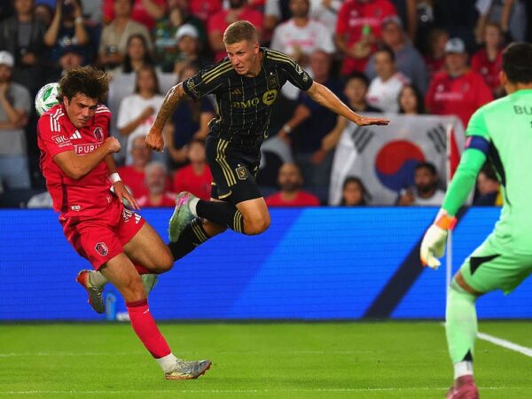 Новини спорту - Два асисти українця – і Лос-Анджелес святкує велику перемогу в МЛС