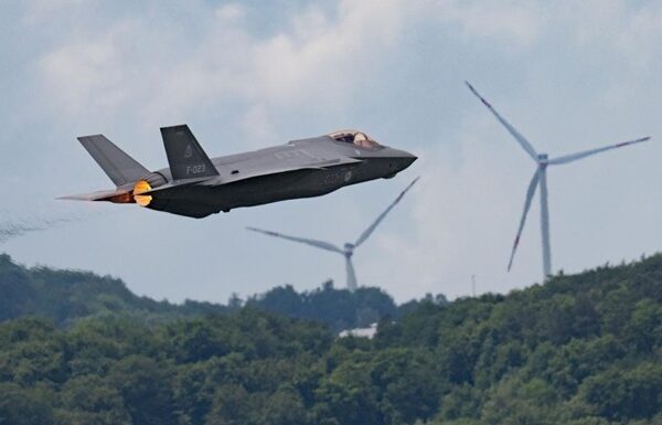 Новини світу - Естонія готова розмістити ядерну зброю