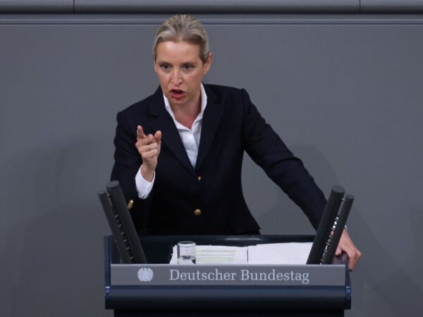 Новини світу - Глава Альтернативи для Німеччини розкритикувала Путіна