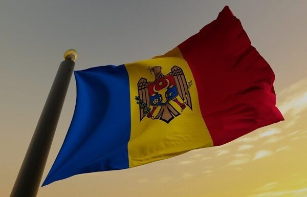Новини світу - Готували заворушення: у Молдові затримали осіб із піротехнікою