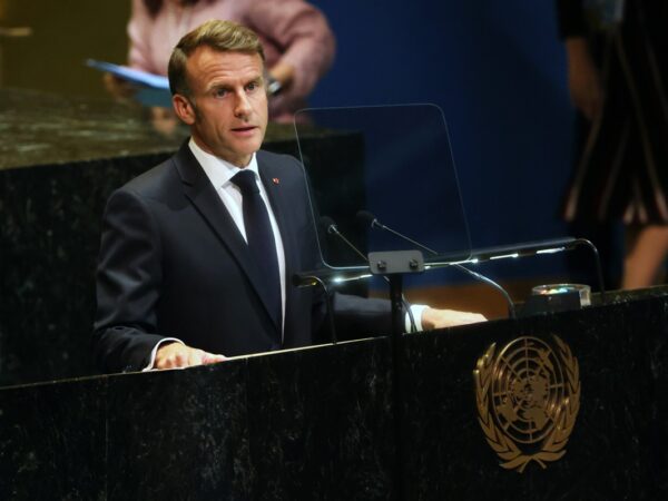 Новини світу - Макрон визнав державу Палестина