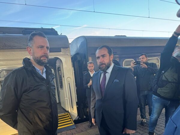 Новини України - Міністр оборони Польщі прибув з візитом у Київ