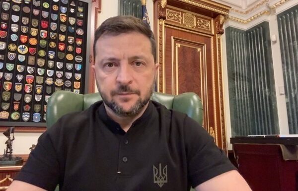 Новини України - Президент доручив збільшувати контрактну складову в армії