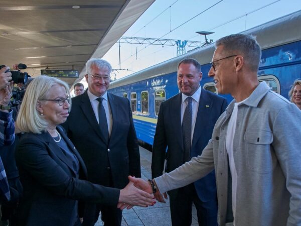 Новини України - Президент Фінляндії прибув у Київ
