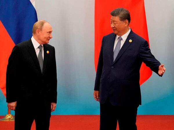Новини світу - Путін і Сі зустрілися в Пекіні та виголосили заяви