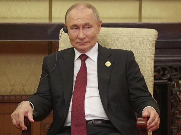 Новини світу - Путін вимагає приїзду Зеленського у Москву