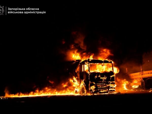 Новини України - Росіяни обстрілюють Запоріжжя: руйнування і пожежа