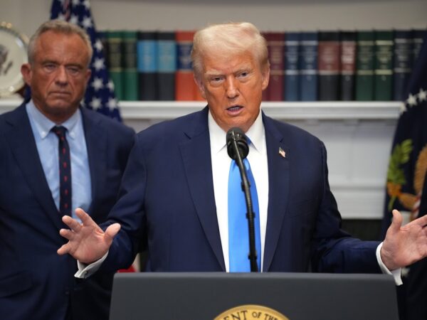 Новини світу - Трамп заявив, що парацетамол викликає аутизм