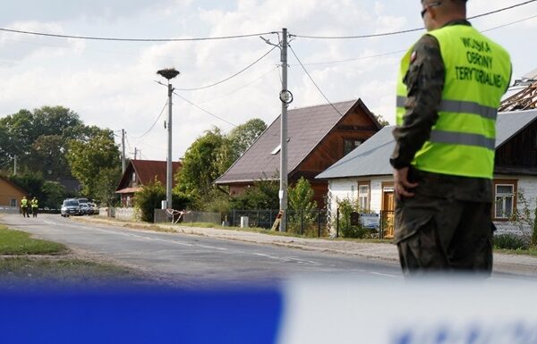 Новини світу - У Польщі на нових локаціях знайшли уламки дронів