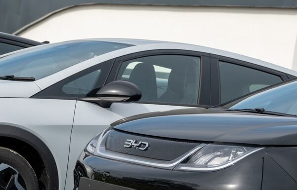 Авто новини - В Українці зріс попит на ввезені з Китаю авто