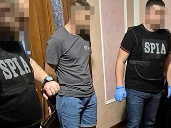 Новини світу - "Викрав і повернув в Україну чоловіків": в Молдові затримали прикордонника