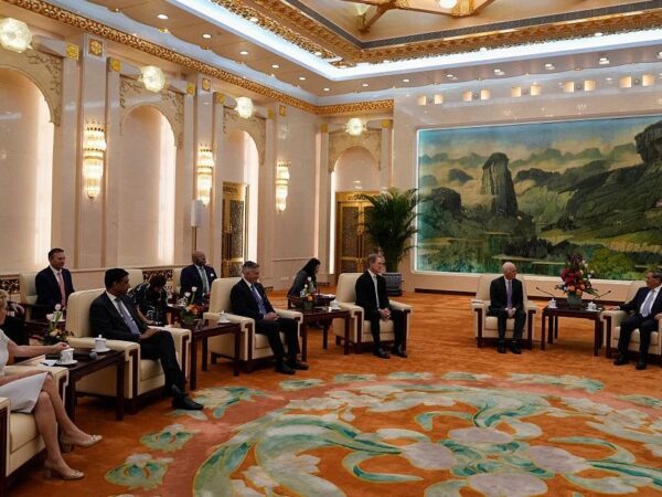 Новини світу - Вперше з 2019 року: делегація Конгресу США приїхала в Китай