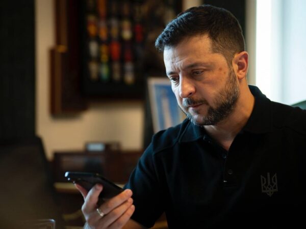 Новини України - Зеленський привітав прем'єра Норвегії з результатами виборів