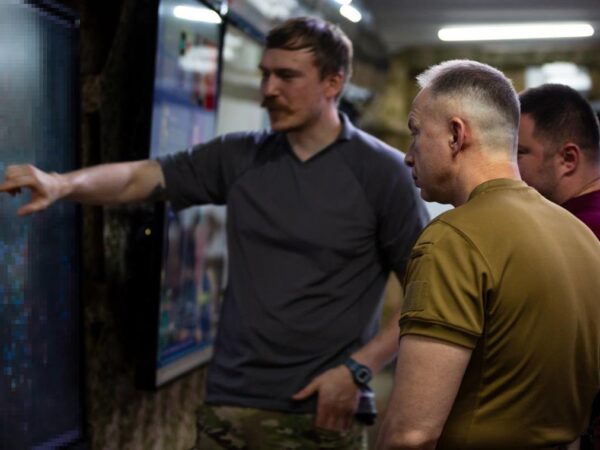 Новини України - ЗСУ відновлюють контроль на Донеччині - Сирський
