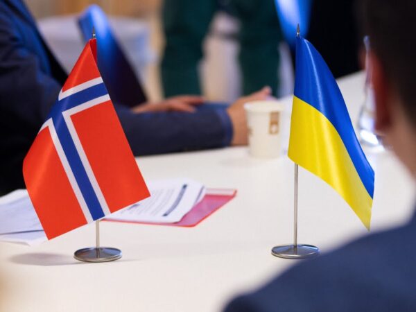 У Норвегії Олена Зеленська відвідала медичний заклад, де лікують поранених українських воїнів