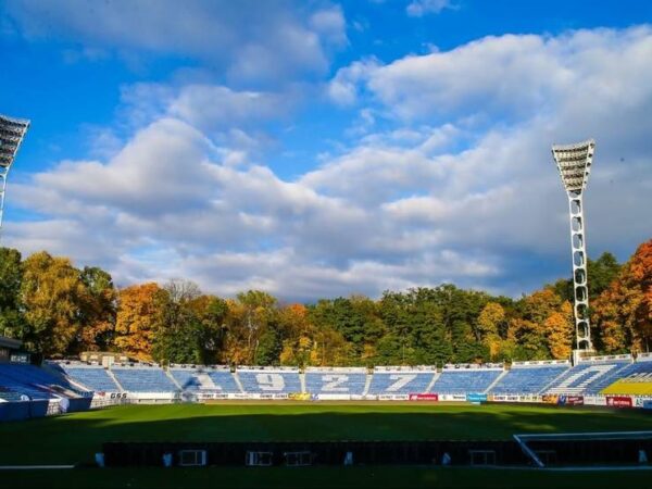 Новини спорту - Динамо дозволили прийняти більше вболівальників на матчах