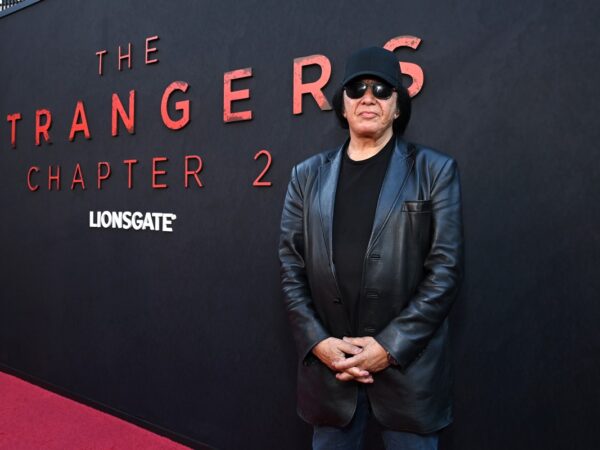 Новини культури - Джин Сіммонс із KISS потрапив у ДТП через втрату свідомості за кермом