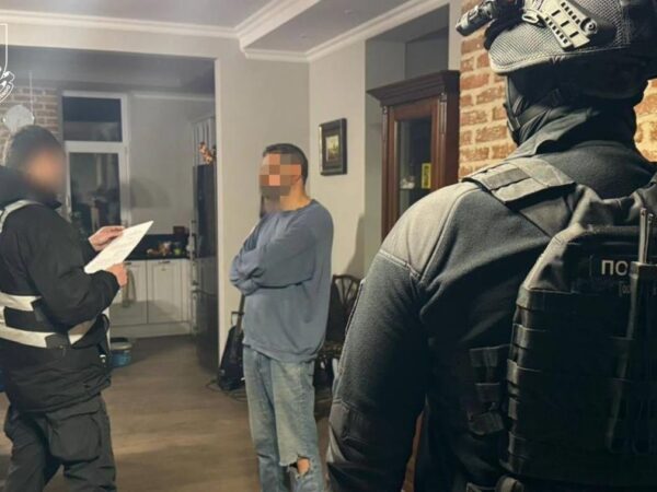 Новини Києва - Ексдиректору Молодого театру вручили підозру в зґвалтуванні студенток