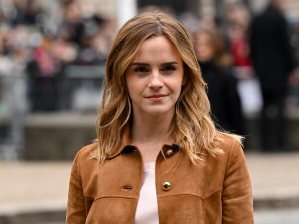 Новини культури - Емму Вотсон запідозрили у таємних заручинах