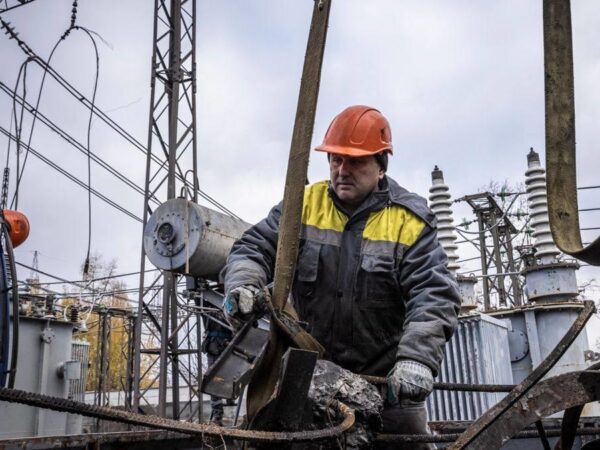 Новини України - Енергетики повністю заживили Черкаську область