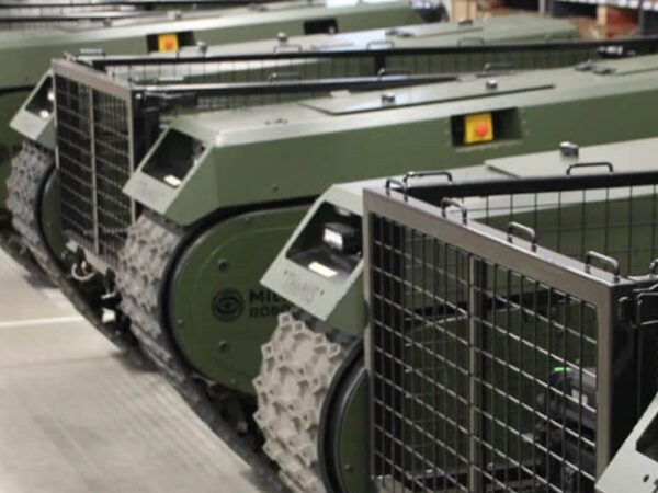 Новини світу - Естонія передасть Україні понад 150 бойових роботів THeMIS
