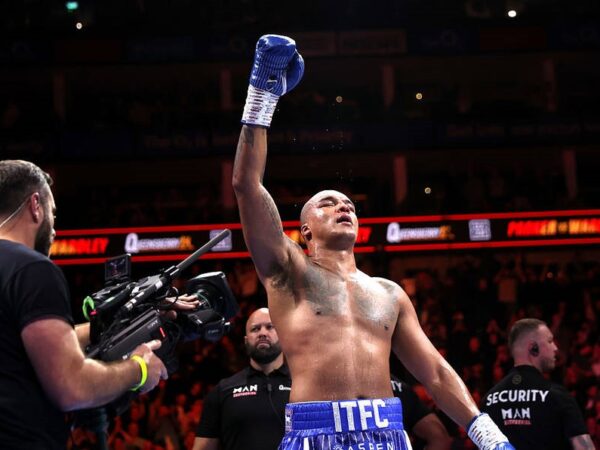 Новини спорту - Ф’юрі пророкує Усику готуватися до серйозного суперника в особі Вордлі