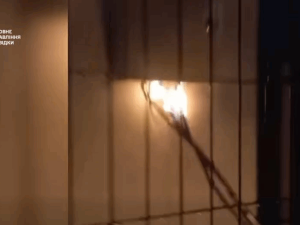 Новини України - ГУР показало, як партизани нищать вежі зв’язку в РФ